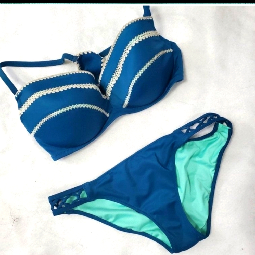 Bikini bathing suit